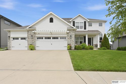 9009 N 171st St, Bennington, NE, 68007-1009 | Card Image
