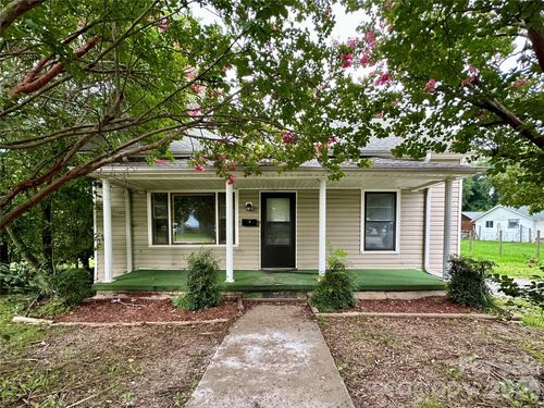 410 Modena St, Gastonia, NC, 28054-3146 | Card Image