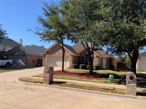 135 Old Settlers Trl, Waxahachie, TX, 75167-4803 | Card Image
