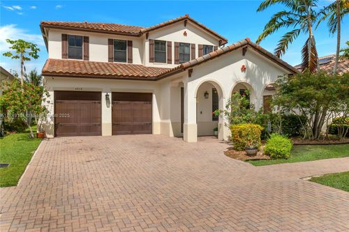4038 Nw 85th Ave, Pembroke Pines, FL, 33024-5026 | Card Image