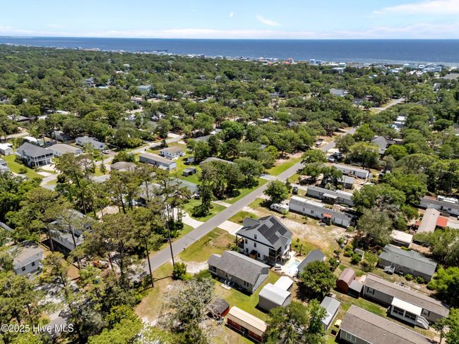 233 Ne 70 Th St, House other with 3 bedrooms, 2 bathrooms and null parking in Oak Island NC | Image 52