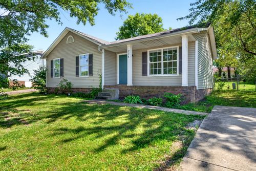 214 Mark Spitz Dr, Clarksville, TN, 37042-5538 | Card Image
