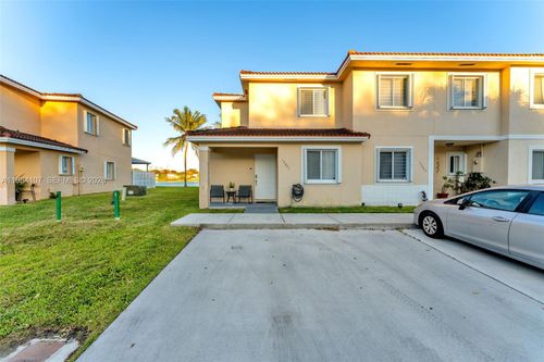 17501 Sw 140th Ct, Miami, FL, 33177-2771 | Card Image