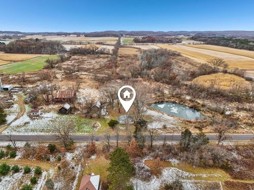 S1095 Town Hall Rd, Lyndon Station, WI, 53944-9606 | Card Image