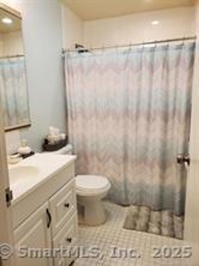 23 - 23 Olcott Way, Condo with 1 bedrooms, 1 bathrooms and 1 parking in Ridgefield CT | Image 8