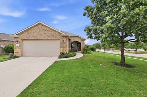 2112 Beachfront Dr, Frisco, TX, 75036-2802 | Card Image