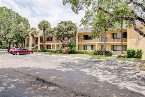 1104 Meadows Cir, Boynton Beach, FL, 33436-8949 | Card Image