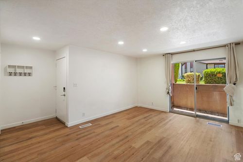 263 Garden Park, Orem, UT, 84057-4650 | Card Image