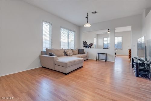 912 Lexington Cross Dr, Las Vegas, NV, 89144-1309 | Card Image