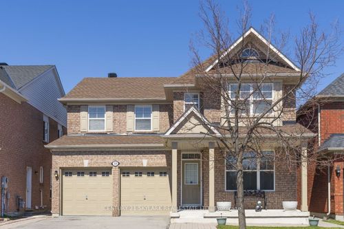 32 Meandering Trail, Scarborough, ON, M1B6E8 | Card Image