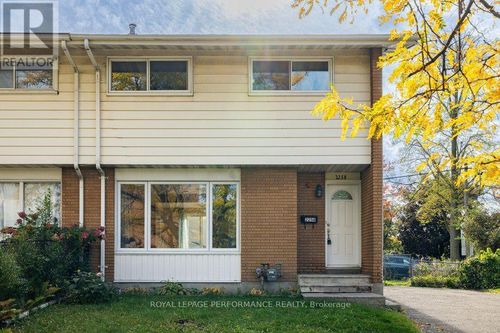 2258 Russell Rd, Ottawa, ON, K1G1B4 | Card Image