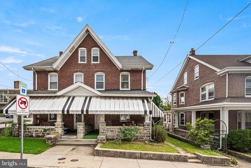 412 Charles St, COATESVILLE, PA, 19320-2911 | Card Image
