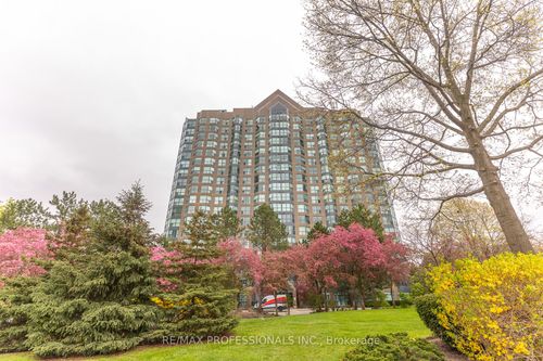 702-2177 Burnhamthorpe Road W, Mississauga, ON, L5L5P9 | Card Image