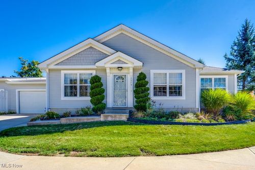4575 Rocky Mountain Dr, Medina, OH, 44256-6704 | Card Image