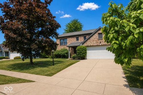 5635 Arabian Ct, Indianapolis, IN, 46228-1660 | Card Image