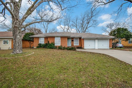 1413 Linden Dr, Denton, TX, 76201-2724 | Card Image