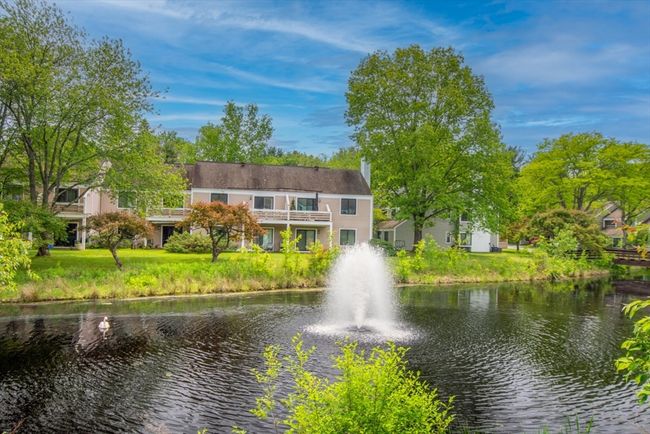 UNIT-4 - 3 Concord Greene, Condo with 2 bedrooms, 2 bathrooms and 1 parking in Concord MA | Image 23