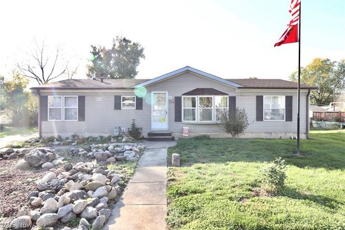 104 Russell Avenue, Creston, OH, 44217 | Card Image