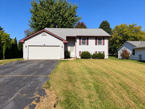 205 Briar Cliff Street, Poplar Grove, IL, 61065 | Card Image