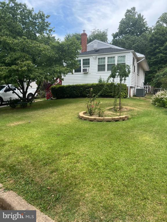 Cunningham Dr, Berwyn Heights, MD 20740