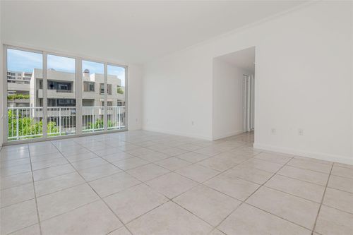 apt-301-50 Ocean Lane Dr, Key Biscayne, FL, 33149-1429 | Card Image