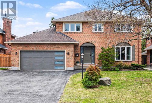 4 Pinecone Trail, Ottawa, ON, K2S1E1 | Card Image