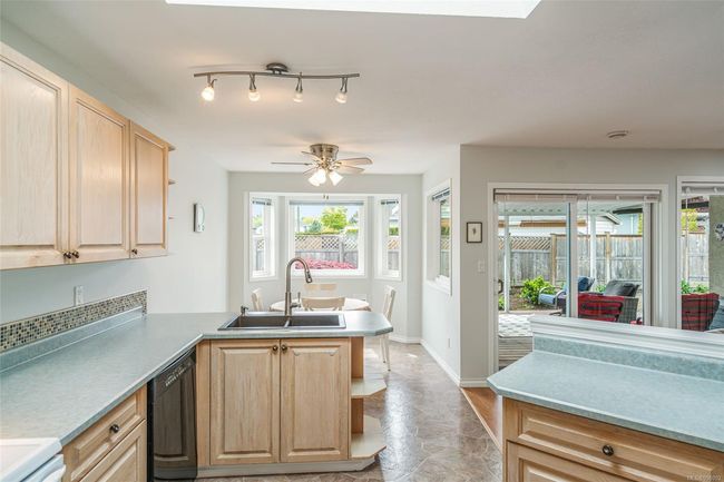 800 Mulholland Dr, House other with 3 bedrooms, 2 bathrooms and 2 parking in Parksville BC | Image 19
