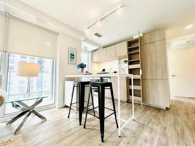 802 - 77 Shuter St, Condo with 2 bedrooms, 2 bathrooms and 1 parking in Toronto ON | Image 20