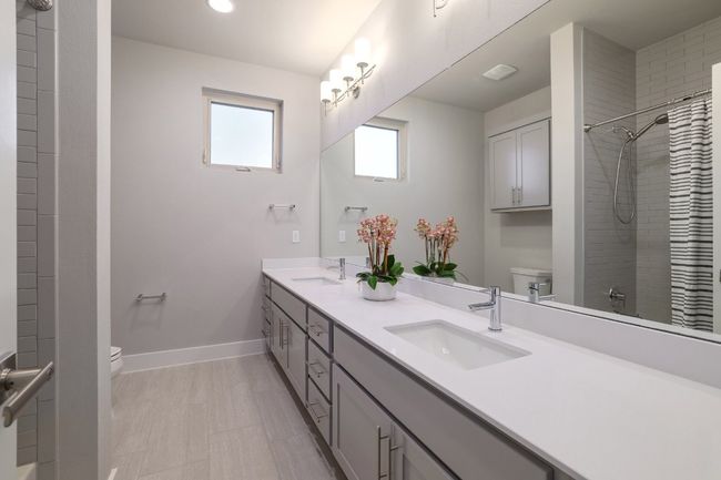 2513 Moreno St, House other with 4 bedrooms, 4 bathrooms and 2 parking in Austin TX | Image 14