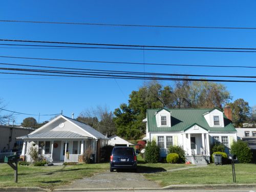 200202 Main St W, Mount Carmel, TN, 37645-3860 | Card Image