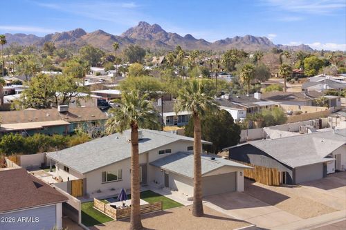 3929 E Mercer Ln, Phoenix, AZ, 85028-3437 | Card Image