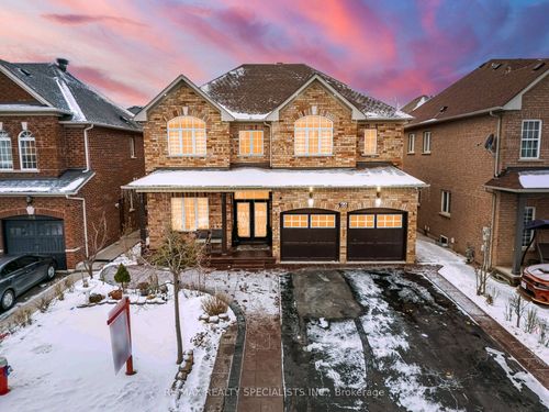 66 Carmel Cres, Brampton, ON, L6P1Y2 | Card Image