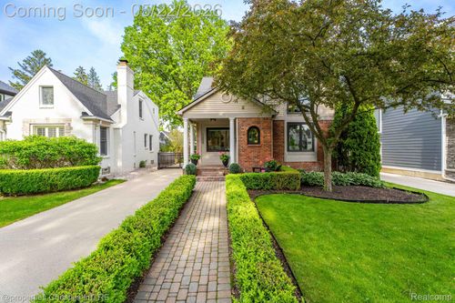 1259 Cedar Dr, Birmingham, MI, 48009-3625 | Card Image