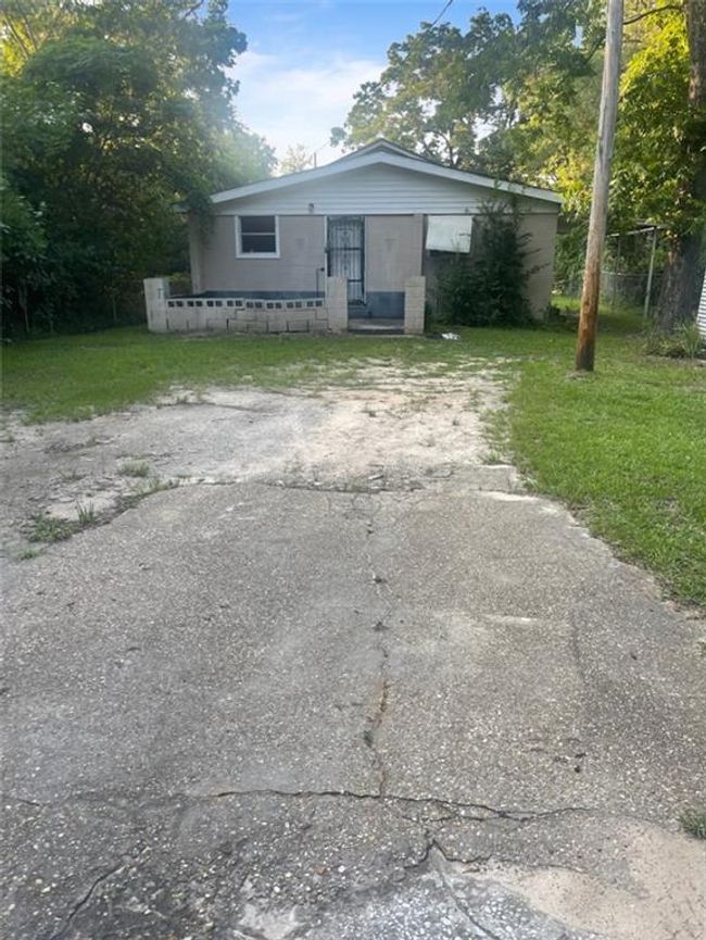 1324 E 1 St Ave, House other with 2 bedrooms, 1 bathrooms and 2 parking in ALBANY GA | Image 12