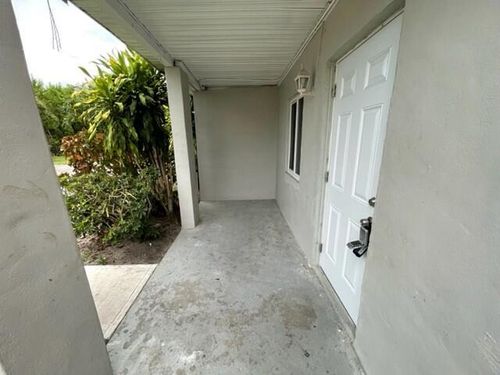 apt-1b-920 N Haverhill Rd, Haverhill, FL, 33415-1523 | Card Image