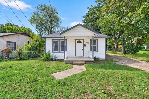 2816 Putnam St, Fort Worth, TX, 76112-6516 | Card Image