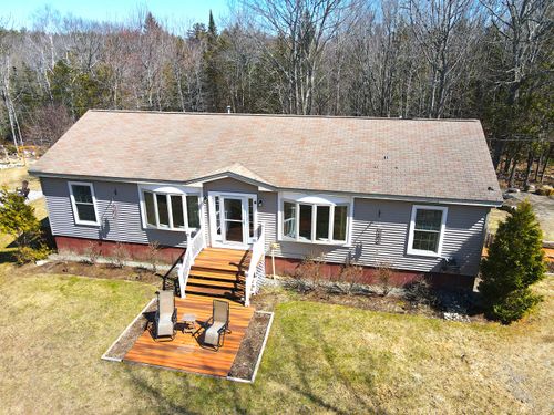 140 Bog Road, Northport, ME, 04849 | Card Image