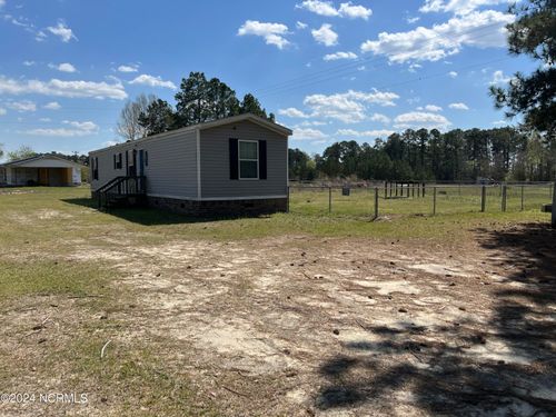 4188 Lobelia Rd, Vass, NC, 28394-9743 | Card Image