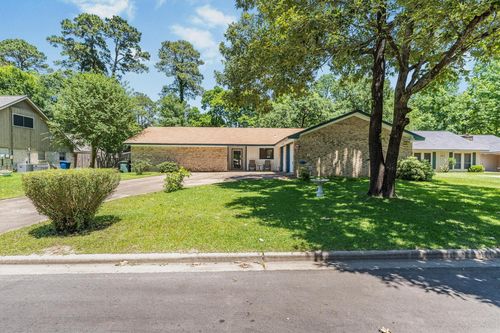 3333 Bent Bough Park, Huntsville, TX, 77340-8925 | Card Image