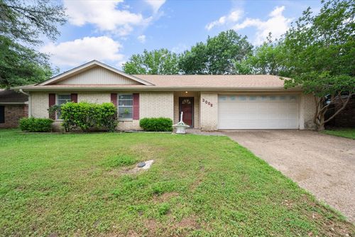3008 Lafayette St, Corsicana, TX, 75110-1324 | Card Image