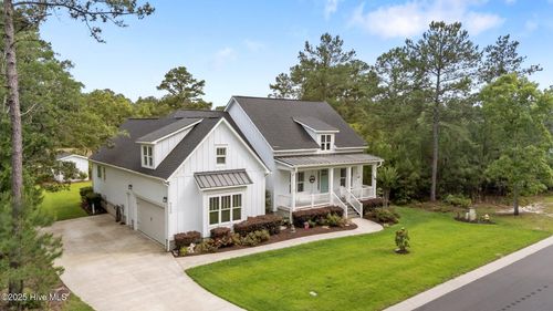 9335 Fallen Pear Ln Ne, Leland, NC, 28451-9695 | Card Image