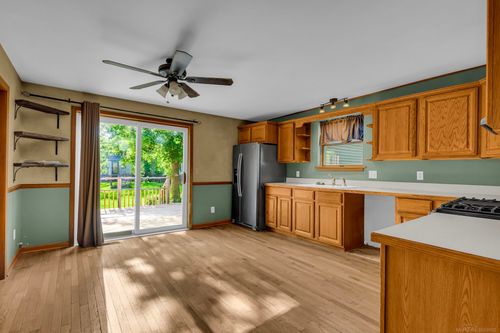 318 Cherry St, Almont, MI, 48003-1026 | Card Image