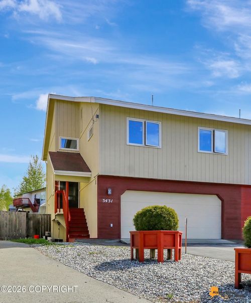 3431 Lunar Cir, Anchorage, AK, 99504-3967 | Card Image
