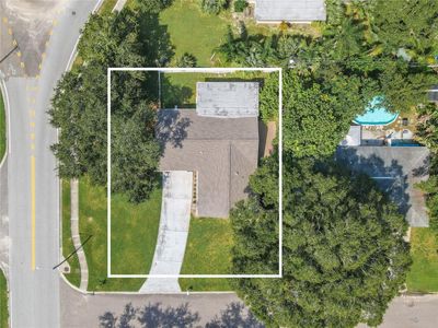 Spacious tree shaded, corner lot. New Dimensional Shingle Roof in 2021. | Image 2