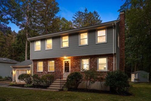 20 Selfridge Rd, Bedford, MA, 01730-2041 | Card Image