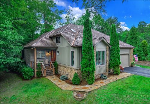 62 Crestview Ln, Banner Elk, NC, 28604-7102 | Card Image