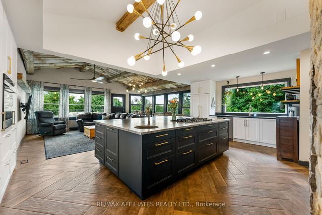 1415 Sheridan Rapids Rd, Home with 4 bedrooms, 4 bathrooms and 12 parking in Lanark ON | Image 13