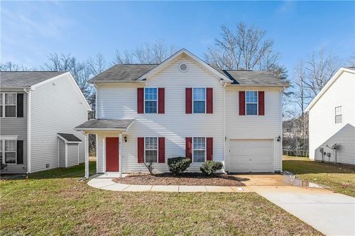 1811 Savannas Run Dr, Greensboro, NC, 27405-1700 | Card Image