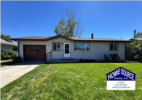 811 Rose Marie Dr, Riverton, WY, 82501-3031 | Card Image