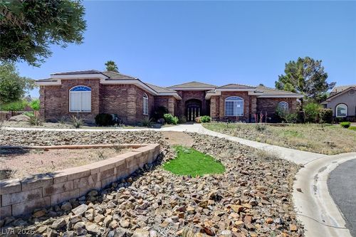 631 Lomprey Ave, Henderson, NV, 89002 | Card Image